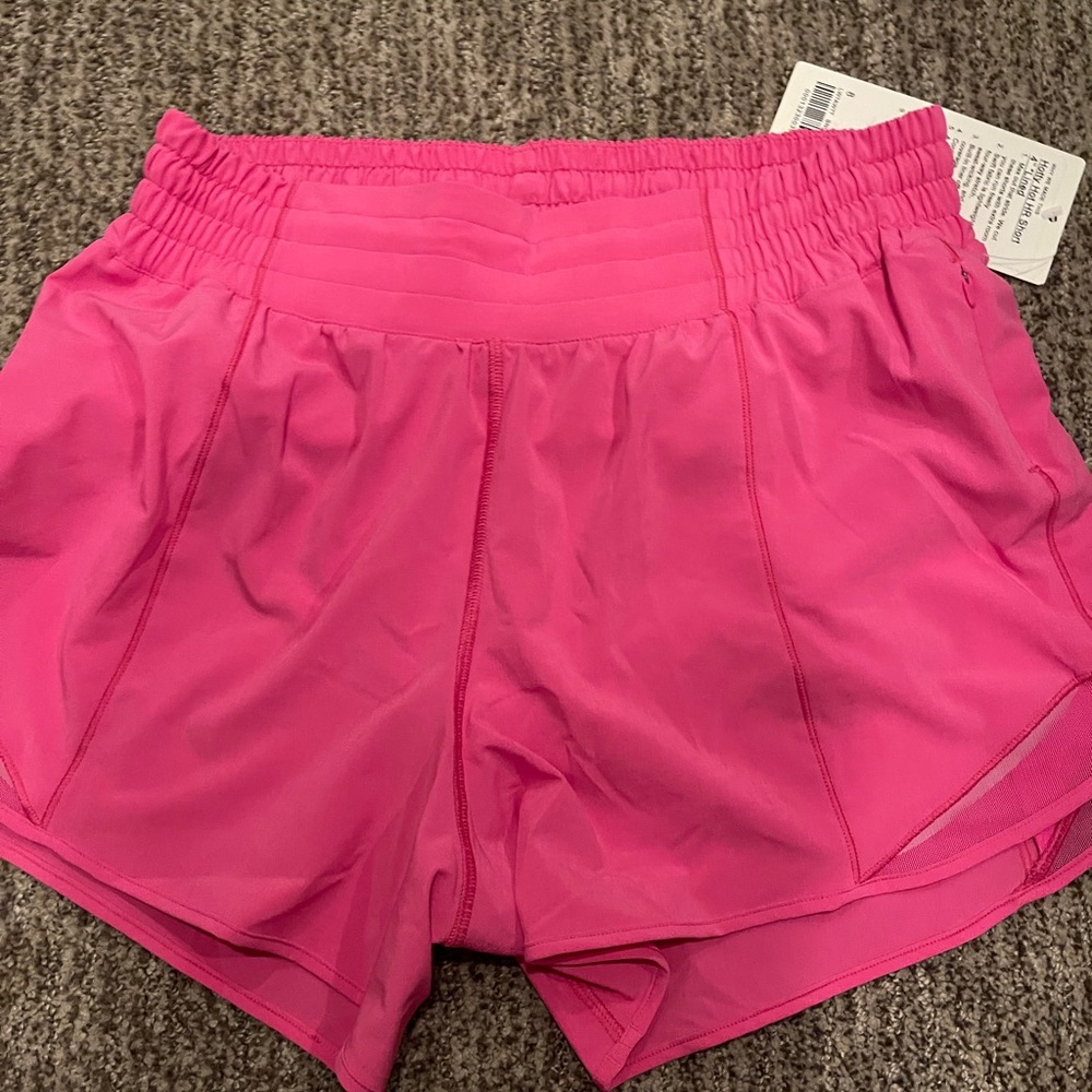 Lululemon Hotty Hot Short